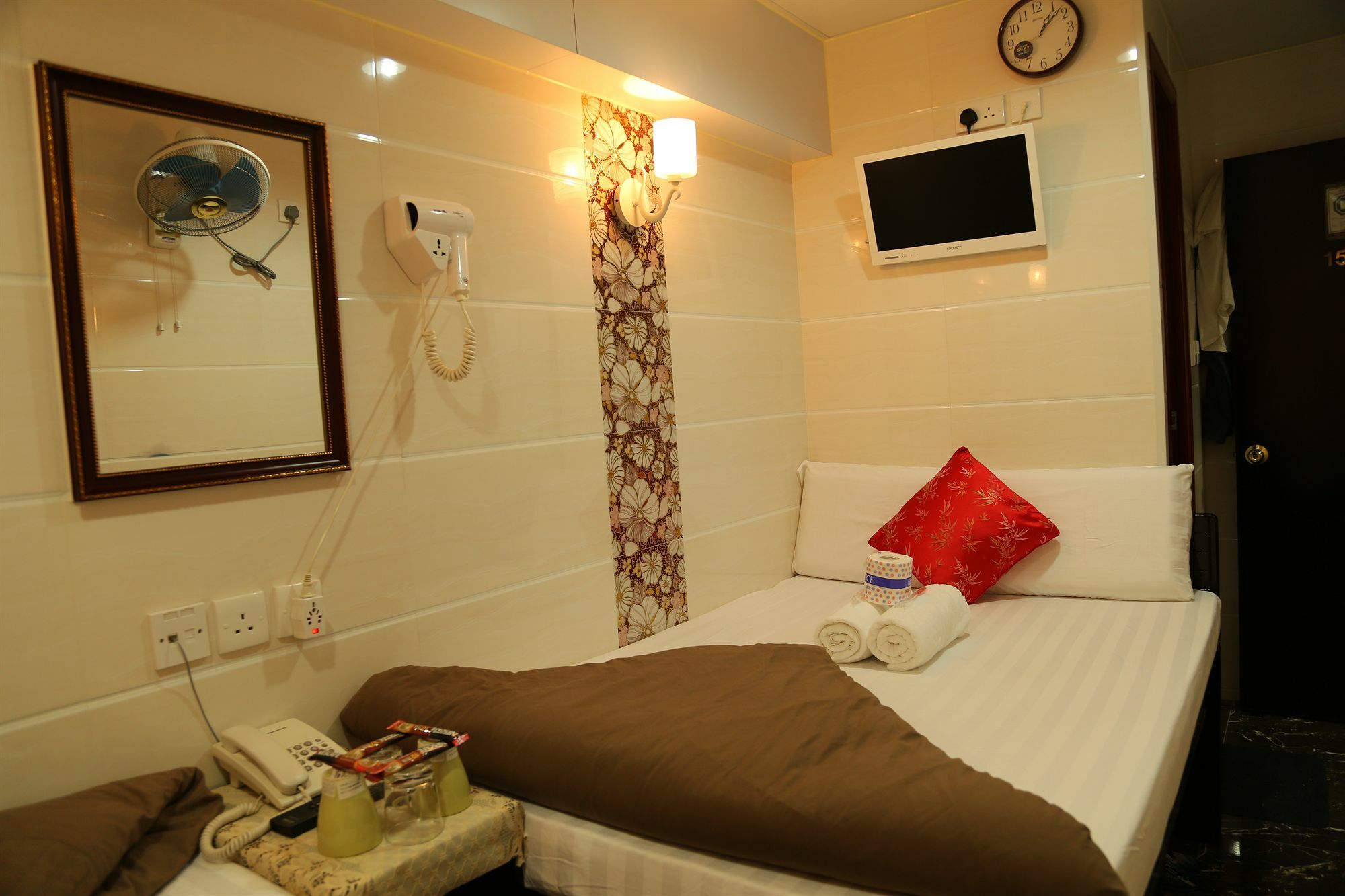 New Tokyo Hostel Hongkong Exteriör bild